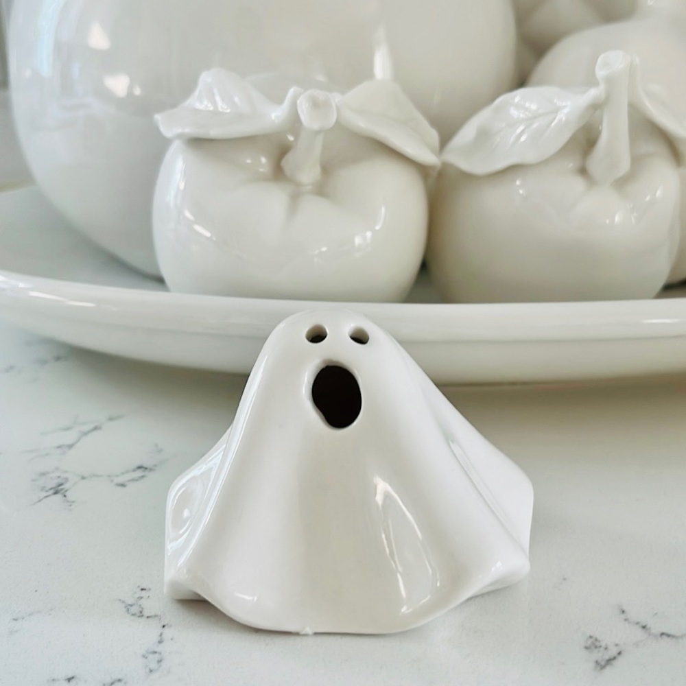 Crate&Barrel Small LED Ceramic Ghost - Picture 1 of 14